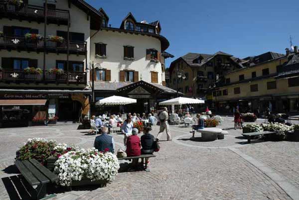Ferienwohnungen in Madonna di Campiglio - Hauptansicht